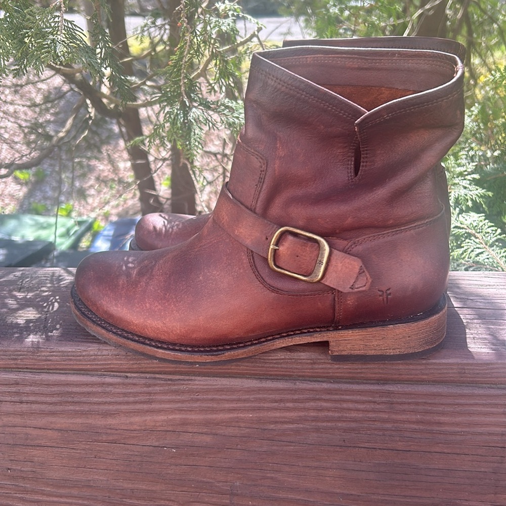 FRYE Veronica Booties. Color: Redwood. Never worn